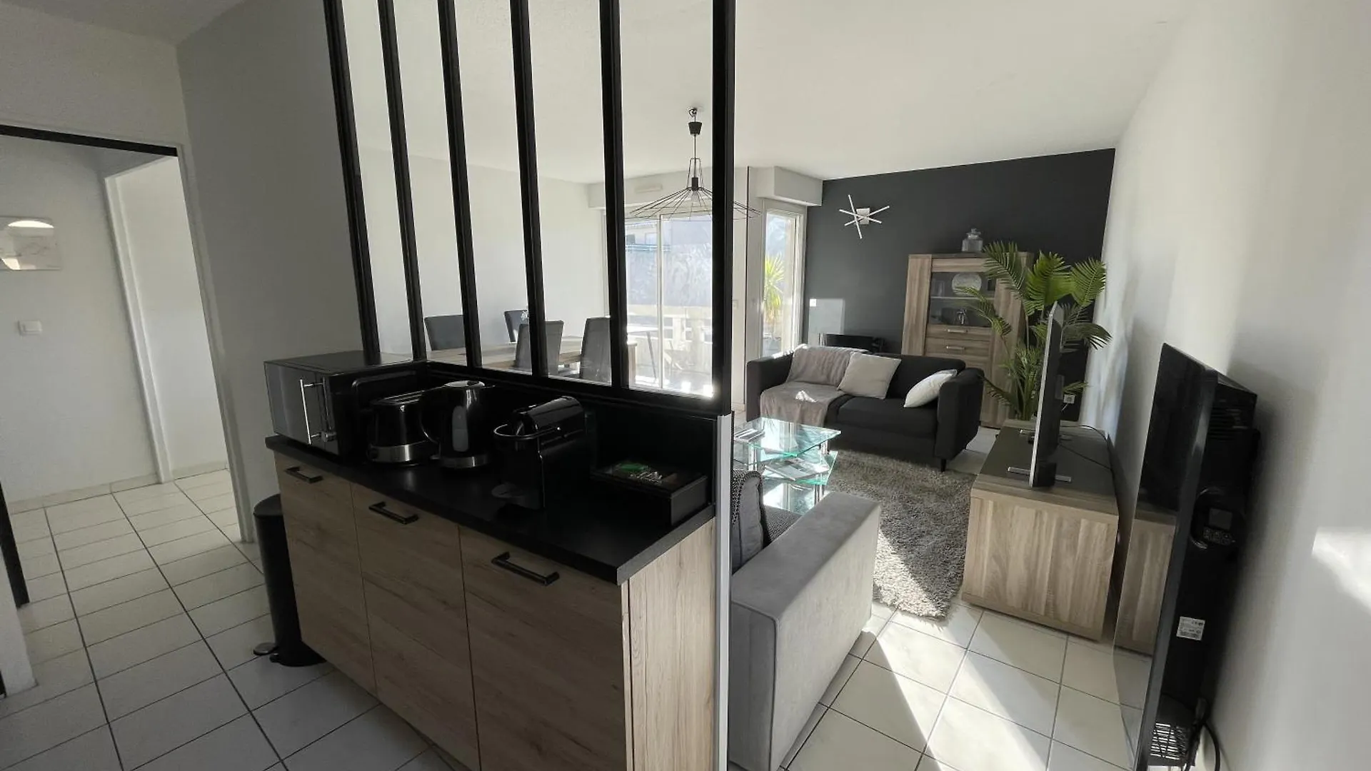 Appartement Spacieux - Vue Notre Dame De La Garde - Terrasse - Wifi Marseilles