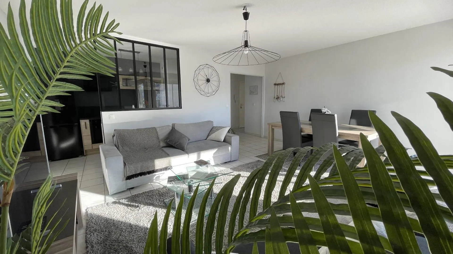 Appartement Spacieux - Vue Notre Dame De La Garde - Terrasse - Wifi Marseilles Frankrijk